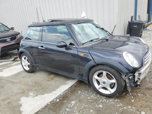 Photo 4 from auction – 2005 MINI COOPER with VIN WMWRC33595TJ72148