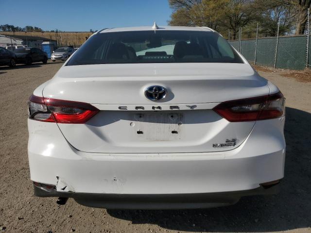 Photo 6 from auction – 2022 TOYOTA CAMRY LE with VIN 4T1C31AK3NU589857
