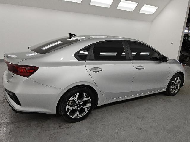 Photo 3 from auction – 2020 KIA FORTE FE with VIN 3KPF24AD5LE230867