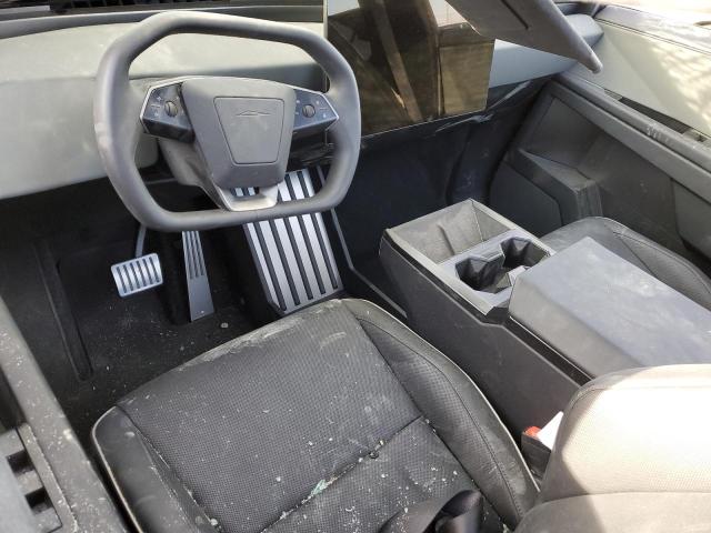 Photo 8 from auction – 2024 TESLA CYBERTRUCK with VIN 7G2CEHEE8RA037131