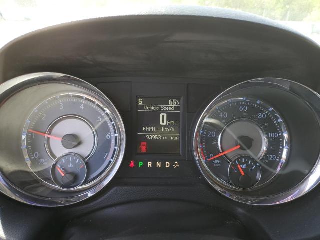 Photo 9 from auction – 2016 CHRYSLER TOWN & COU with VIN 2C4RC1BG2GR291695