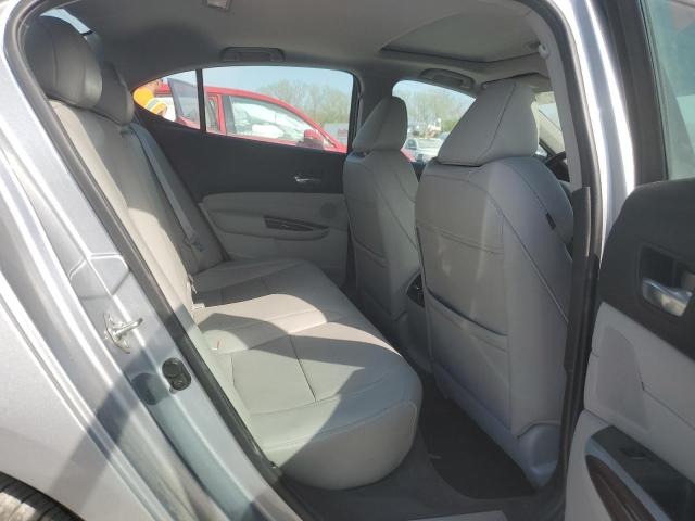Photo 10 from auction – 2017 ACURA TLX TECH with VIN 19UUB3F55HA000633