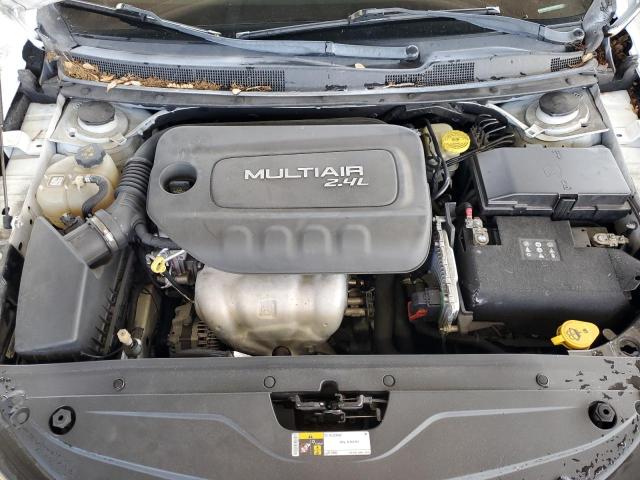Photo 11 from auction – 2017 CHRYSLER 200 LIMITE with VIN 1C3CCCAB7HN501475