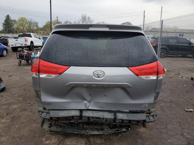 Photo 6 from auction – 2011 TOYOTA SIENNA LE with VIN 5TDJK3DC0BS006207