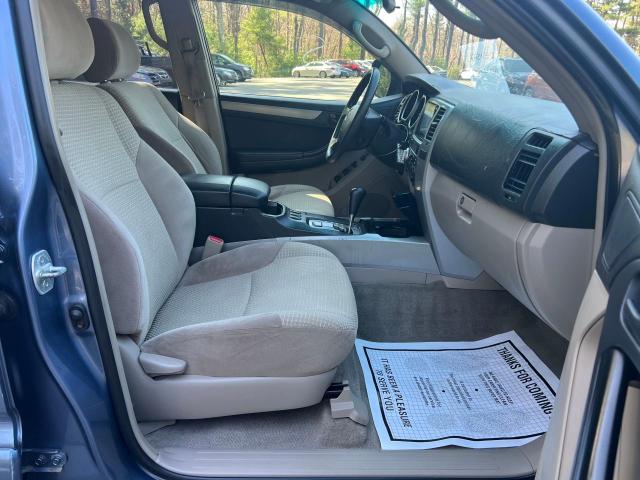 Photo 5 from auction – 2004 TOYOTA 4RUNNER SR with VIN JTEBT14R340041772