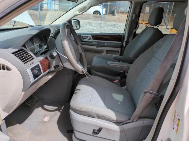 Photo 7 from auction – 2010 CHRYSLER TOWN & COU with VIN 2A4RR5D15AR413739
