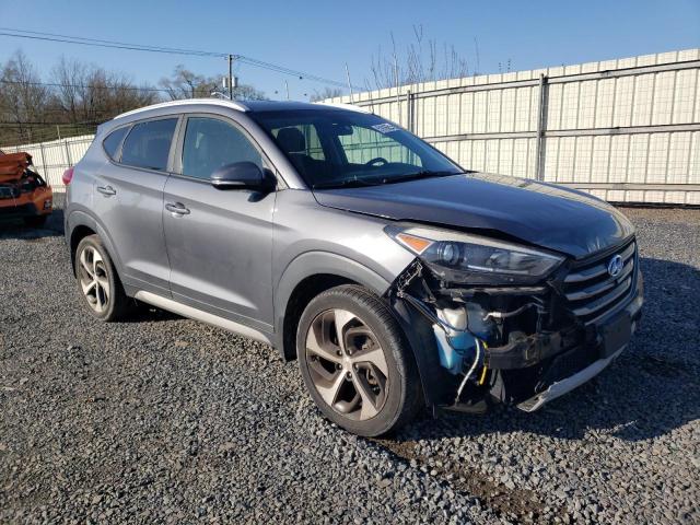 Photo 4 from auction – 2017 HYUNDAI TUCSON LIM with VIN KM8J3CA28HU267142