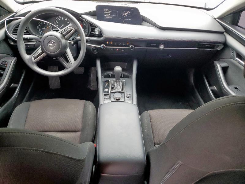 Photo 8 from auction – 2022 MAZDA 3 with VIN 3MZBPAA7XNM307392