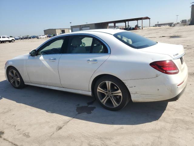 Photo 2 from auction – 2017 MERCEDES-BENZ E 300 with VIN WDDZF4JB2HA274678