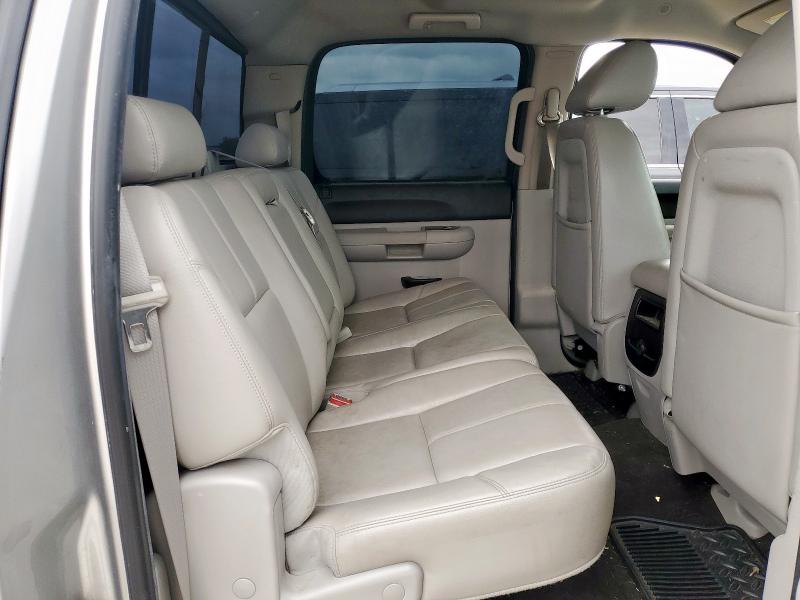 Photo 10 from auction – 2011 CHEVROLET SILVERADO with VIN 3GCPCSE06BG385931