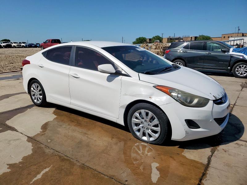 Photo 4 from auction – 2012 HYUNDAI ELANTRA GL with VIN 5NPDH4AE4CH132374