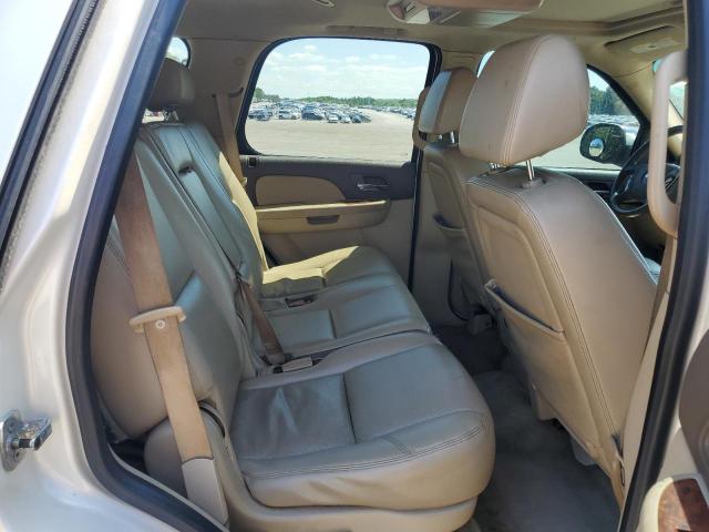 Photo 11 from auction – 2009 CHEVROLET TAHOE C150 with VIN 1GNFC33009R171376
