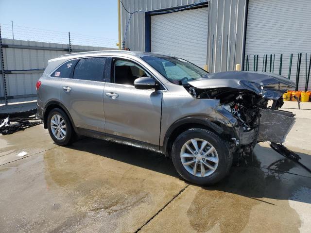 Photo 4 from auction – 2016 KIA SORENTO LX with VIN 5XYPG4A39GG049647