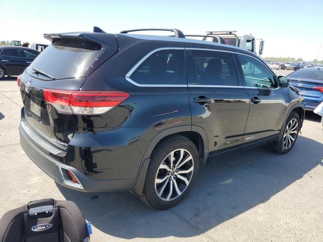 Снимка 3 от търг – 2017 TOYOTA HIGHLANDER с VIN 5TDDZRFH9HS422494