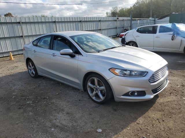 Photo 4 from auction – 2016 FORD FUSION S with VIN 3FA6P0G72GR337469