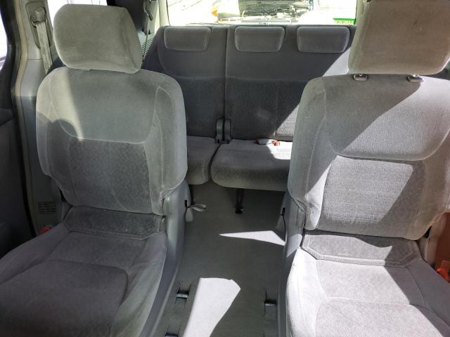 Photo 10 from auction – 2004 TOYOTA SIENNA CE with VIN 5TDZA23C04S146360