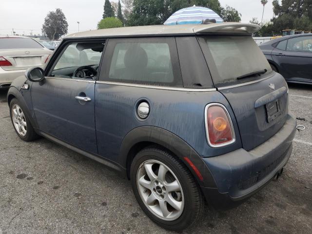 Снимка 2 от търг – 2010 MINI COOPER S с VIN WMWMF7C5XATZ69012