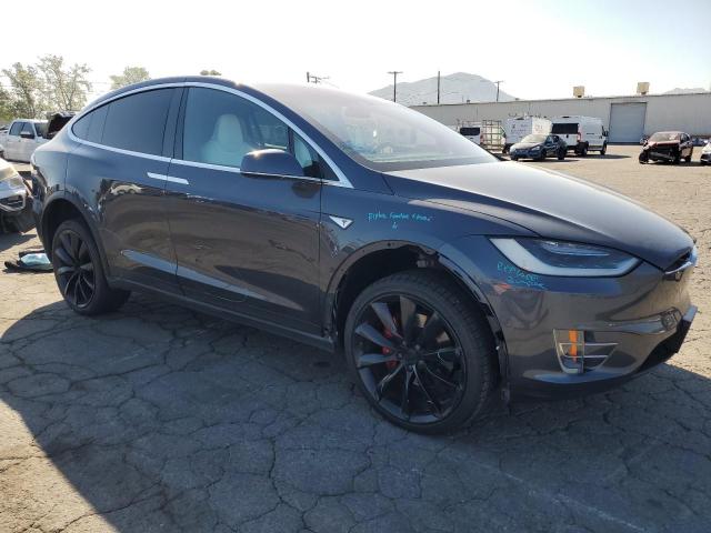 Photo 4 from auction – 2016 TESLA MODEL X with VIN 5YJXCBE44GF001421
