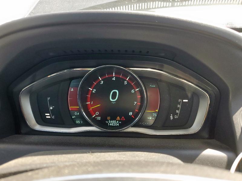 Photo 9 from auction – 2014 VOLVO XC60 3.2 with VIN YV4952DL5E2552661