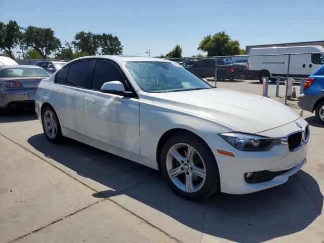 Photo 4 from auction – 2014 BMW 320 I with VIN WBA3B1C59EK130789