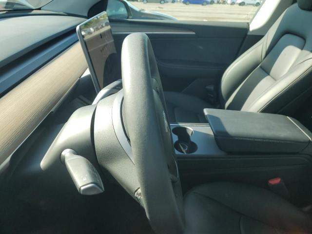 Снимка 9 от търг – 2023 TESLA MODEL Y с VIN 7SAYGDEE8PA025847