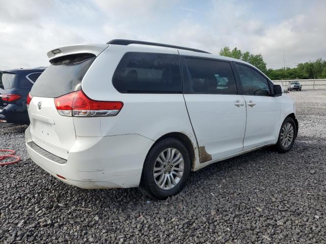 Photo 3 from auction – 2011 TOYOTA SIENNA XLE with VIN 5TDYK3DC3BS014767