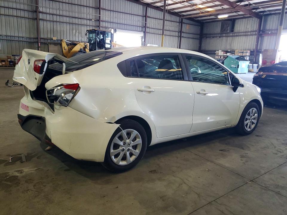 Photo 3 from auction – 2014 KIA RIO with VIN KNADM4A39E6400193