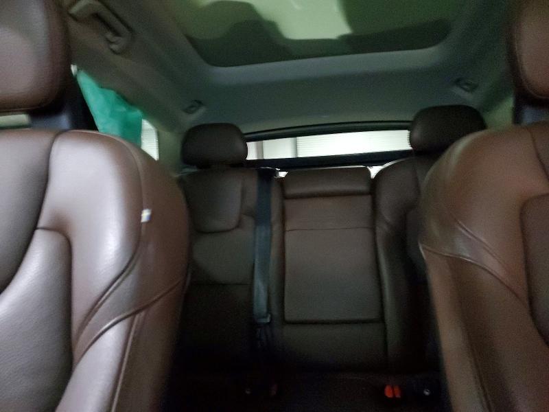 Foto 10 de la subasta – 2018 VOLVO XC60 con VIN LYV102RK6JB111113