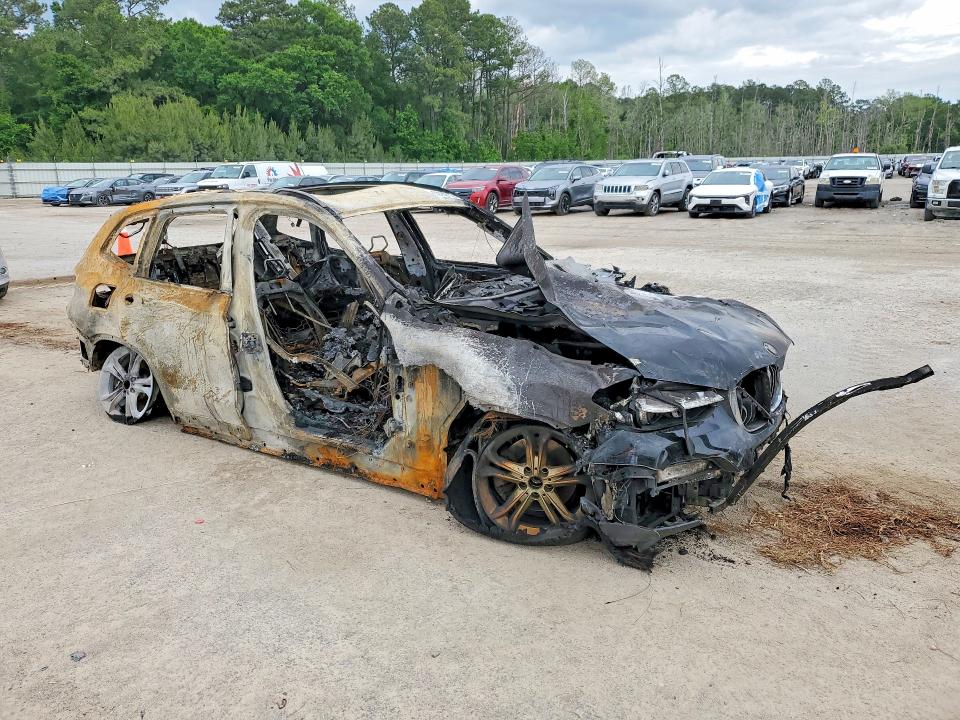 Photo 4 from auction – 2018 BMW X3 with VIN 5UXTR9C59JLC79335