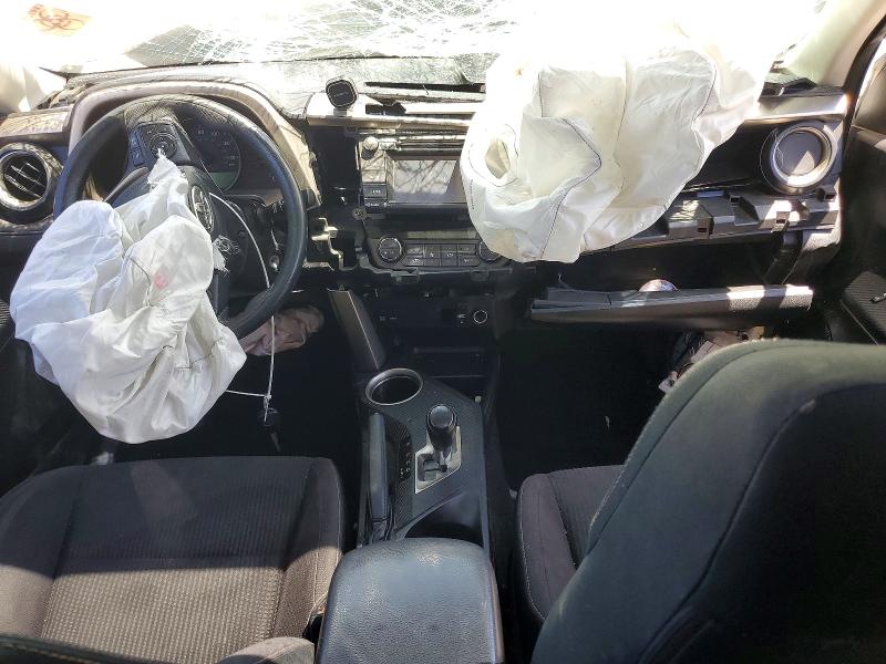 Photo 8 from auction – 2014 TOYOTA RAV4 with VIN JTMWFREV1EJ014671