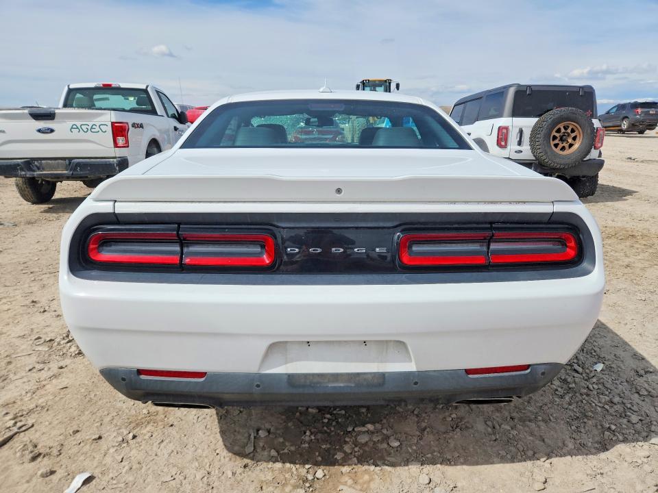Photo 6 from auction – 2018 DODGE CHALLENGER with VIN 2C3CDZBT7JH300617