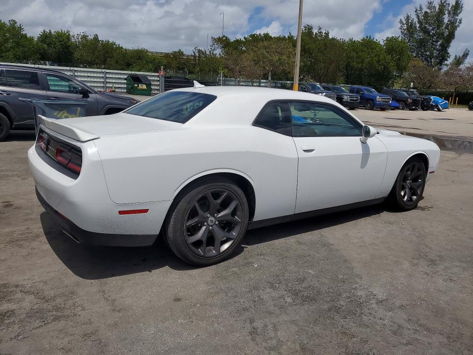 Photo 3 from auction – 2018 DODGE CHALLENGER with VIN 2C3CDZAG2JH327762