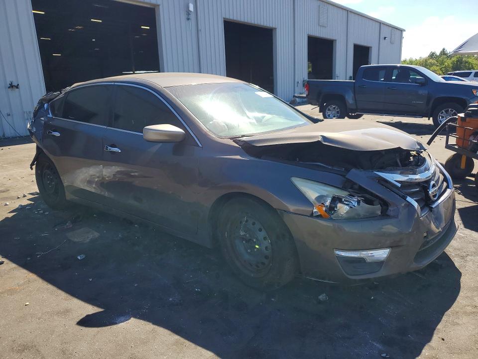 Photo 4 from auction – 2015 NISSAN ALTIMA with VIN 1N4AL3APXFC449398