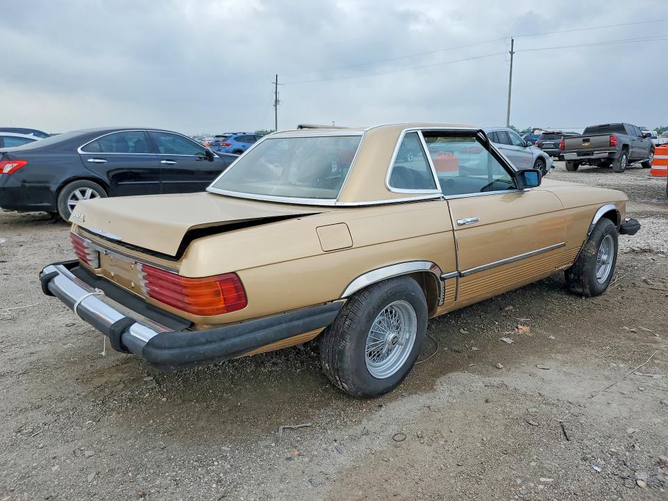 Photo 3 from auction – 1982 MERCEDES-BENZ 380 with VIN WDBBA45A1CB013040