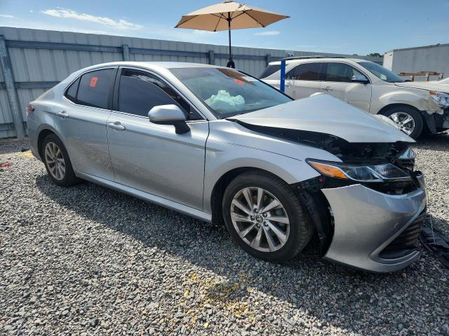 Photo 4 from auction – 2022 TOYOTA CAMRY with VIN 4T1C11AKXNU002124