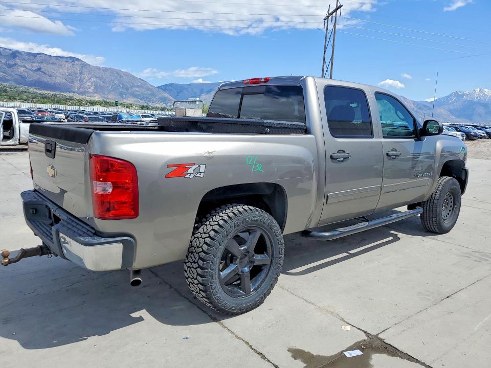 Photo 3 from auction – 2009 CHEVROLET SILVERADO with VIN 3GCEK23M39G170341