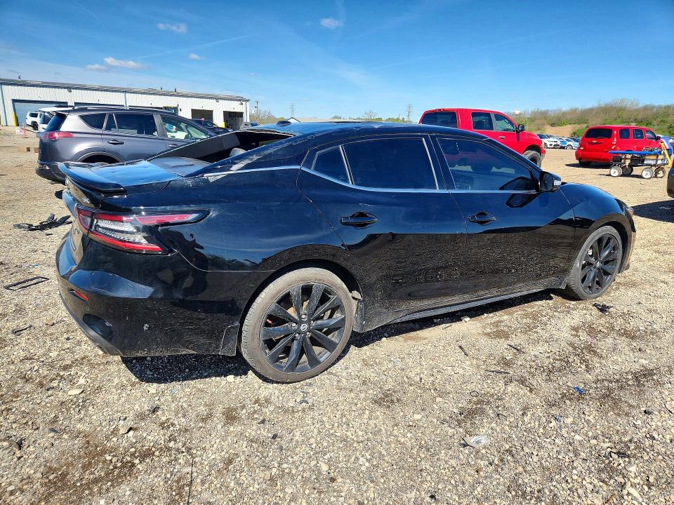 Photo 3 from auction – 2019 NISSAN MAXIMA with VIN 1N4AA6AV6KC376157