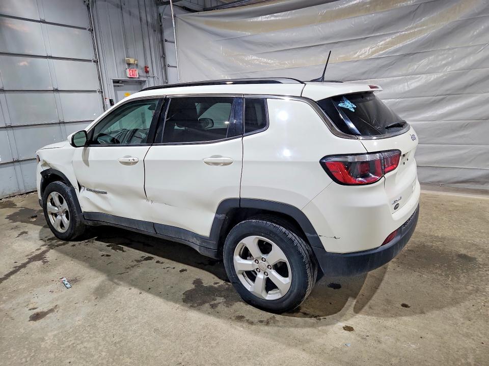 Снимка 2 от търг – 2019 JEEP COMPASS с VIN 3C4NJDBB9KT656910