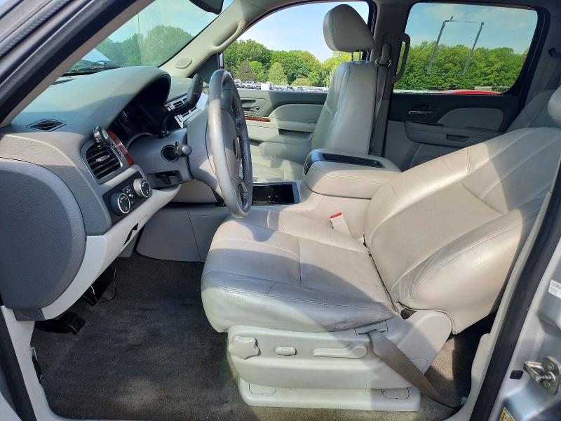 Photo 7 from auction – 2013 CHEVROLET AVALANCHE with VIN 3GNTKFE73DG287469