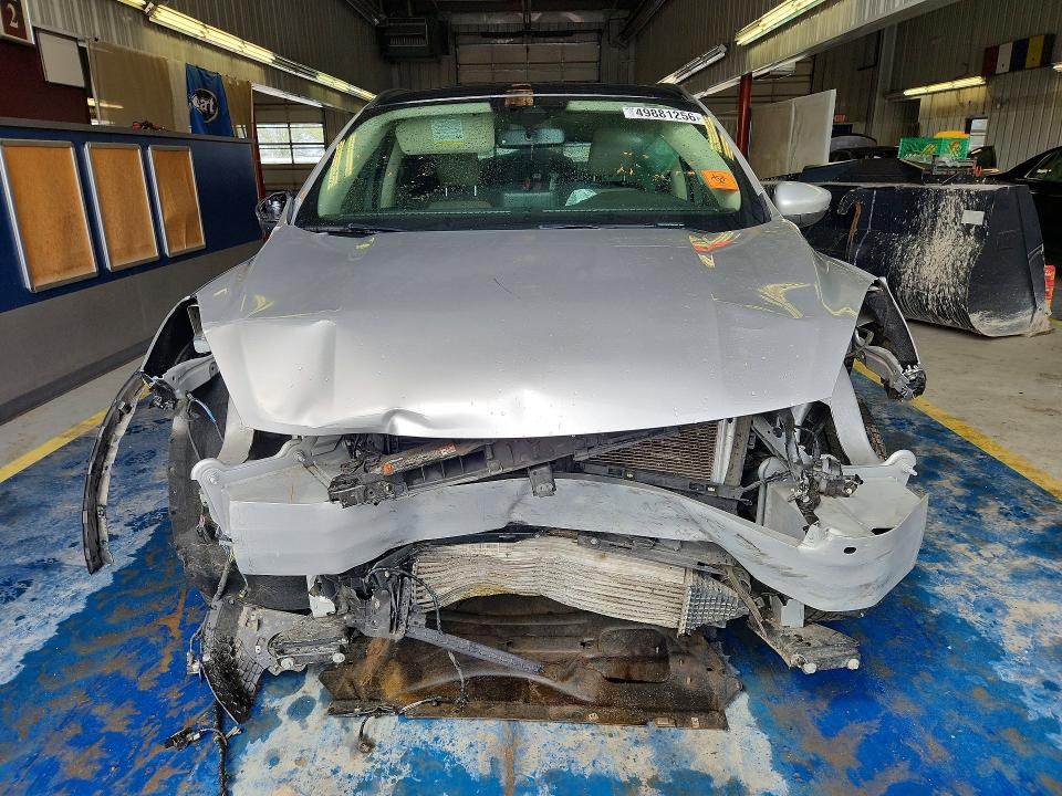 Photo 5 from auction – 2020 FORD ESCAPE with VIN 1FMCU9J94LUB09489