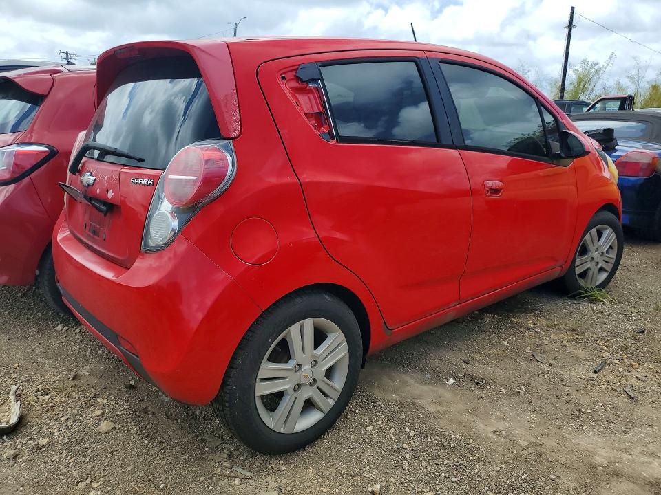 Photo 3 from auction – 2015 CHEVROLET SPARK with VIN KL8CD6S93FC791026
