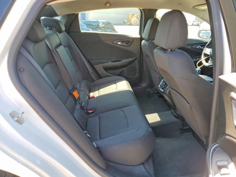 Photo 10 from auction – 2017 CHEVROLET MALIBU with VIN 1G1ZE5ST3HF110281