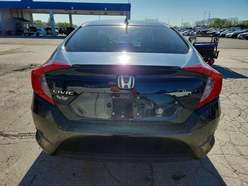 Photo 6 from auction – 2016 HONDA CIVIC with VIN 2HGFC1F30GH642041