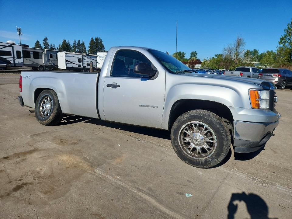 صورة رقم 4 من المزاد - 2013 GMC SIERRA مع VIN 1GTN2TEA0DZ128971