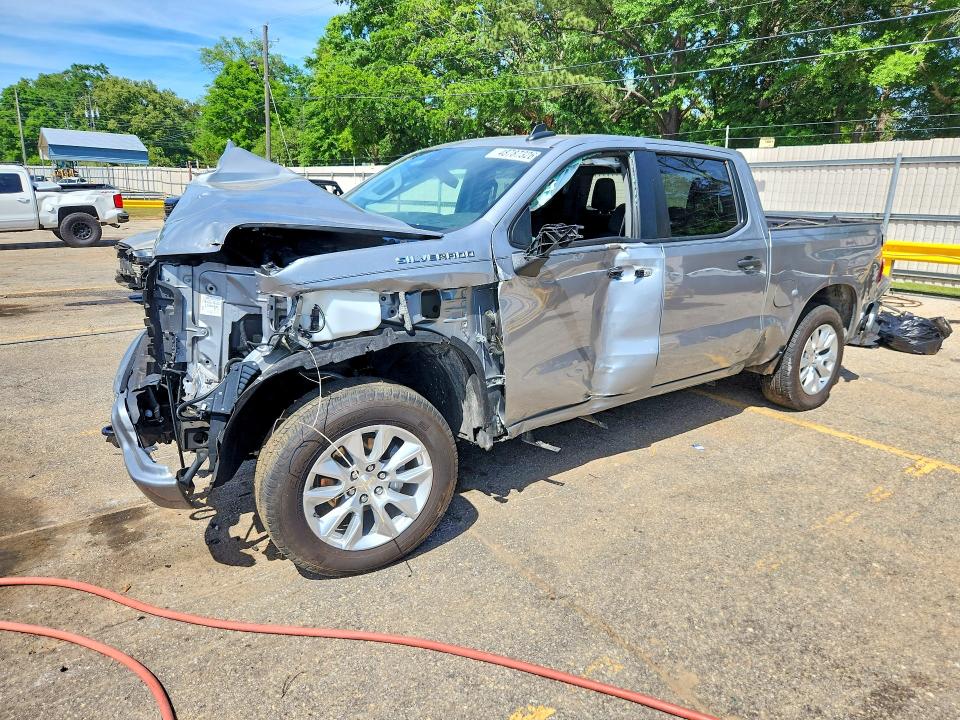 2024 CHEVROLET SILVERADO - Търг №48787326