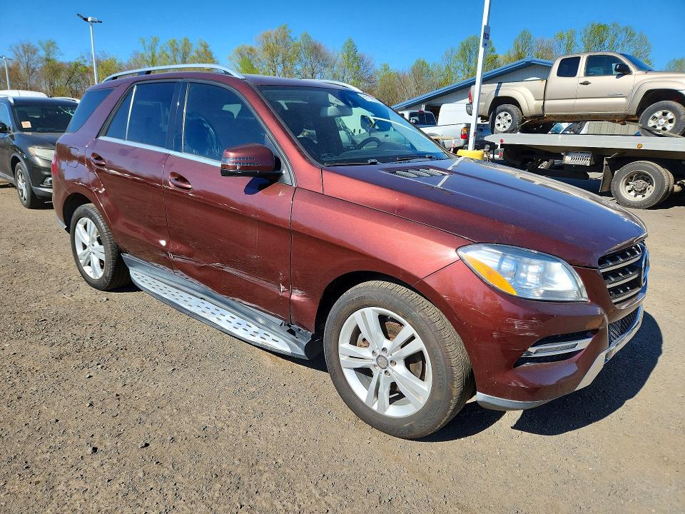 Photo 4 from auction – 2015 MERCEDES-BENZ ML with VIN 4JGDA5HB1FA547374