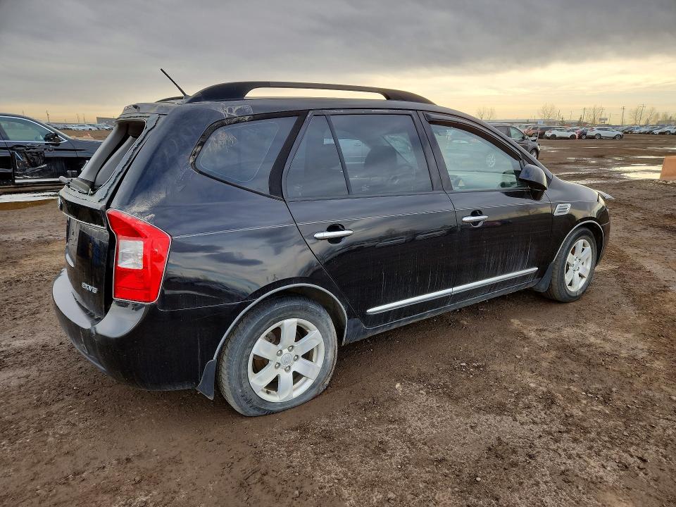 Photo 3 from auction – 2009 KIA RONDO with VIN KNAFG526797258344