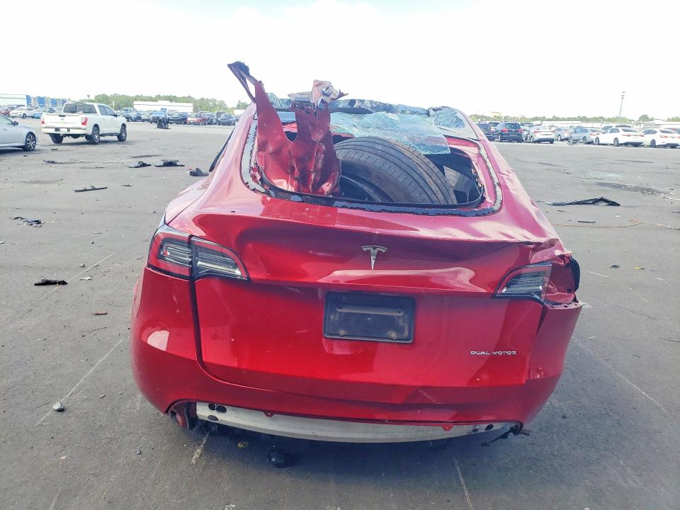Photo 6 from auction – 2023 TESLA MODEL Y with VIN 7SAYGDEE5PA073418