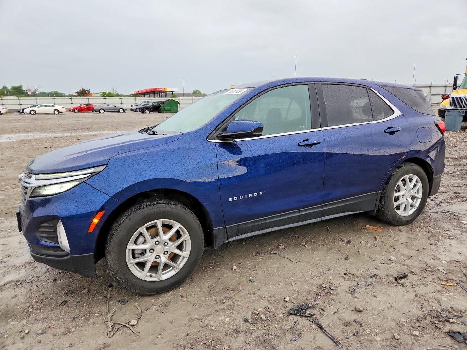 CHEVROLET EQUINOX 2022 with VIN 3GNAXUEV2NL295213 - Photo from auction
