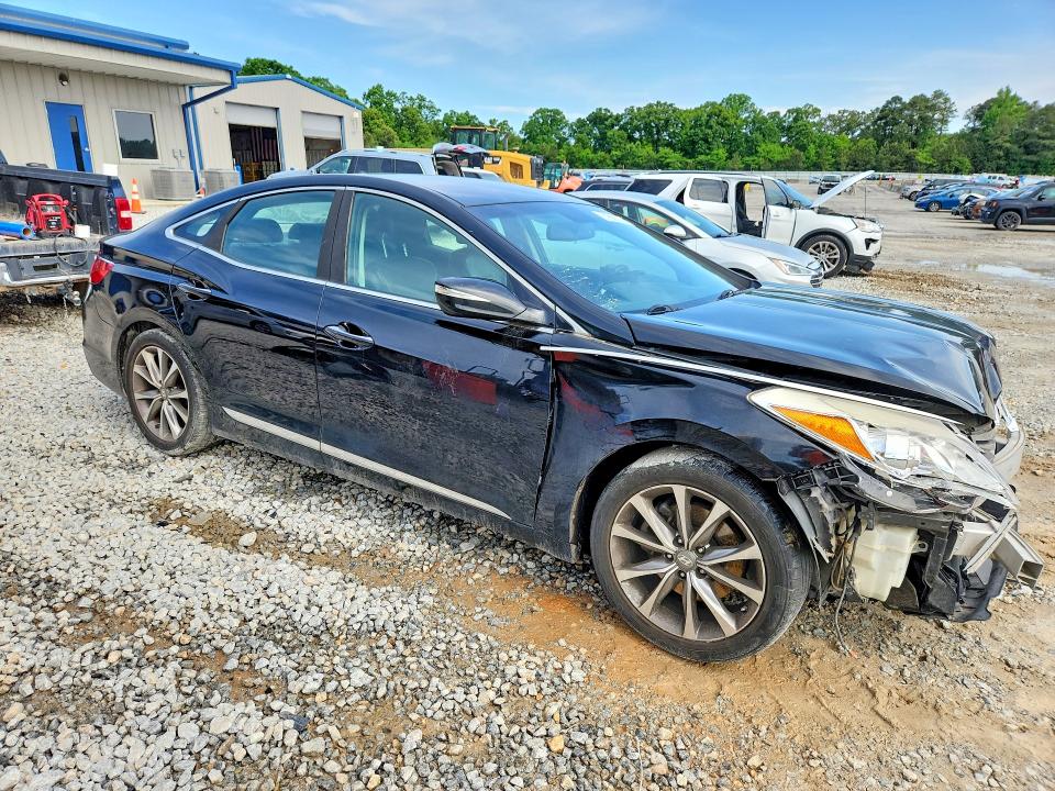 Снимка 4 от търг – 2017 HYUNDAI AZERA с VIN KMHFG4JG3HA574666
